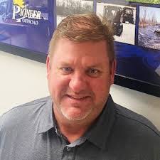 Doug Paquette's Instagram, Twitter & Facebook