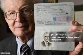 306 Charles Saunders Stock Photos, High-Res Pictures, and Images