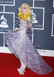 Alexander Mcqueen And Lady Gaga Go Together Like Peanut Butter And Jelly They Re Both So Outrageous And Outgoing They Treat Lady Gaga Outfits Lady Gaga Lady