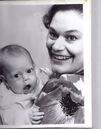 Meet The Former and Present Residents of Manhattan Plaza: Anita Hollander