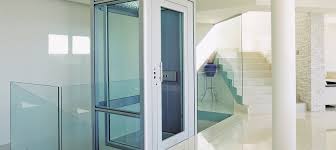 La particolarità dell´upper che la rende unica è l´ingombro in testata h1300 che ne permette installazioni anche dove lo spazio è ridotto. Piattaforme Elevatrici Homelifts Igv Group