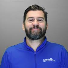 Kris Cornett's Instagram, Twitter & Facebook