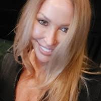 Cynthia Rix's Instagram, Twitter & Facebook