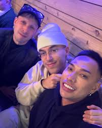 The real prize I got from Global All Stars is this beautiful sisterhood we  like to call MANGO. Naturally and not for anything, I was able to spend  more time with them