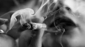 Il est un expert de l'arrêt du tabac reconnu auprès des médias, et a été invité à participer à de nombreuses émissions télévisées sur les plus j'avais envie d'arrêter de fumer mais aucunement le courage et la volonté. J Ai Arrete De Fumer Pendant Le Confinement Et C Etait Presque Facile