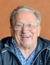 Multiple Stakes-Winning Trainer Dullea Dies at 77