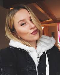 Má mladší sestru marianu (*1994). Fotografie C 4 U Clanku Jak Si Jakub Prachar Vybral Sestra Promluvila O Modelce Denise Stars24 Cz