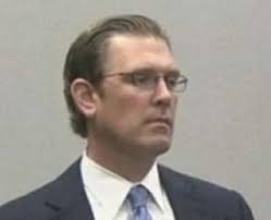 В США обжегшийся кофе полицейский потребовал от Starbucks 50 тысяч долларов 