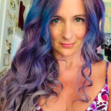 Do any of you actually feel embarrassed at all the naughty mature themes in  LOAS? Because I think if Taylor feels comfortable enough to sing about it,  then maybe the discomfort is