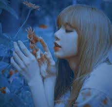 ك وك ب التنسيقات blackpink lisa blue aesthetic art