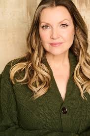 Chasing Life" Wild Thing (TV Episode 2015)