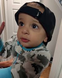 Nora • Fine Line Tattoo Artist