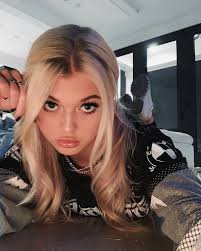 Pin By Dotz N Daggarz On Loren Gray Loren Gray Grey Hair Early Going Gray