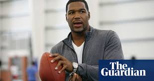 Football star turned morning news anchor has no regrets about his daytime departure. Michael Strahan I Like Hitting Quarterbacks I Miss That Super Bowl The Guardian