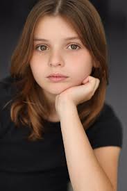 Léanne Foley - Agence artistique Chantal Brossard