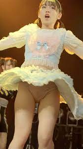 画像】アイドルさん、ライブ中にパンチラしてしまう – アダルトギーク -adult geek-