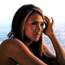 Esther Hahn's Instagram, Twitter & Facebook