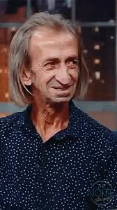 Aristeu: Sonhos e Humildade na Comédia Brasileira