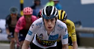 Rigoberto uran (col/ef education nippo) + 7mins 17secs. Yit F2gjbn0aim