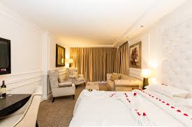 Cnr loop and pepper located in cape town city centre, pepperclub hotel is adjacent to long street and within a pepper club luxury hotel cape town central. Pepper Club Hotel Place Listed