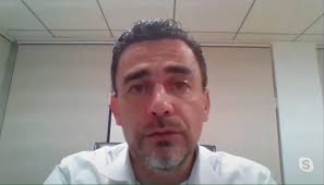 Étais à côté de samuel moine que je connais bien et d olivier hoareau je suis une mère de famille je me. Deconfinement La Reunion Olivier Hoarau Maire Du Port Les Maires Doivent Avoir Plus De Responsabilites Mais Surtout Plus De Moyens Outremers360