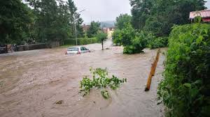 Hochwasser bayern 2021 aktuell are a theme that is being searched for and liked by netizens these days. Erneut Massive Uberschwemmungen In Franken Unwetter Auf Rugen The Weather Channel Artikel Von The Weather Channel Weather Com