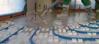 Chape liquide sur plancher chauffant. Installation De Plancher Chauffant A Eau Application Systeme Sols 34