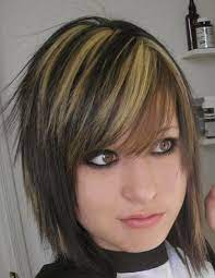 You can create some rigid cuts with the help of a razor brash and make the rigid cuts visible. Short Emo Girl Hairstyles 2017 Hairstyle 2017