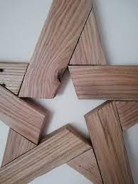 Star Wall Hanging Solid Oak Pallet Wall Art Rustic Wood Etsy Wood Pallet Art Wood Pallet Wall Wooden Pallet Crafts