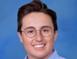 Christine Pando's Instagram, Twitter & Facebook