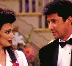 A Forgotten Crossover Brought Together Two of the Best '90s Sitcoms