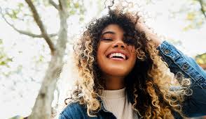 14 Best Curly Hair Tips How To Style Curly Hair Hairs are one of the most important parts of the human body, which to some extent reflect the personality of an individual. 14 best curly hair tips how to style
