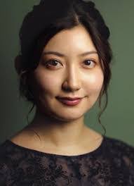 Maria Willis's Instagram, Twitter & Facebook