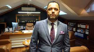 Elmas'ın listesinde yer alan isimler dikkat çekti. Burak Elmas In Listesinde Yer Alan Rezan Epozdemir Fatih Terim In Vekilliginden Ayrildi