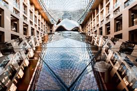 Dz bank ag london branch. Gehry Partners Dz Bank Building A Curved Glass Canopy Igs