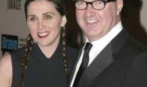 Snipes wins retrial hearing