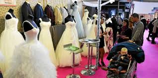 It is a 2 day event organised by 1001listes galeries lafayette cap 3000 and. Le Telegramme Vannes Le Salon Du Mariage Se Tient Ce Week End Au Parc Chorus