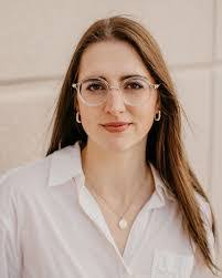 Devon Slattery's Instagram, Twitter & Facebook