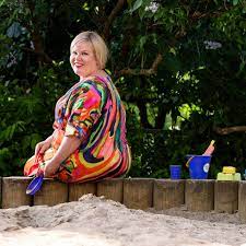 Saarikon päätös vuoden perhevapaan pitämisestä ministerin pestistä ja jättäytyminen keskustan puheenjohtakisasta aiheutti. Annika Saarikko Tarayttaa Is N Erikoishaastattelussa Suoraan Keskustasta Ei Ole Kenenkaan Muun Kuin Meidan Syymme Jos Homma Ei Herata Luottamusta Politiikka Ilta Sanomat