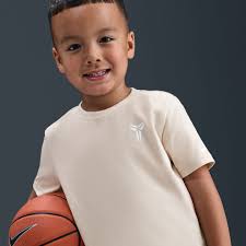 Kobe Bryant Tops and T-Shirts. Nike.com