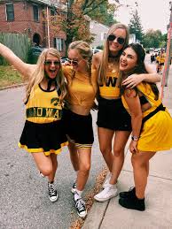 See more ideas about outfits, gameday dress, gameday outfit. Pinterest Alanamorg College Football Outfits College Outfits Gameday Outfit