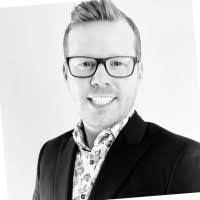 Curtis Cripps's Instagram, Twitter & Facebook