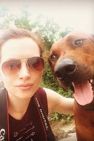 A Selfie Could Tell You If You Have This Thyroid Cancer Symptom