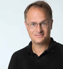 Gene sind nur unser Werkzeug. Die Nuss knacken wir selbst.“