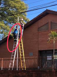 Papichi sigue sin dar costo cobrado por la iluminacin del patio del  Hospital Regional de PJC