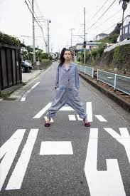 Jul 04, 2021 · 二階堂ふみは人気絶頂時に… 俳優の市川由衣は、2014年公開の主演映画『海を感じる時』でヌードを披露。グラビアアイドルから俳優に転身していた市川は、アイドル視されることが多かっただけに、大胆な挑戦でファンを驚かせた。 å°æ¾èœå¥ˆ äºŒéšŽå ‚ãµã¿ãŒç§æœã§ç™»å ´ ãƒãƒ¼ãƒˆãƒ¬ãƒ¼ãƒˆé›† 10faces ç¬¬2å¼¾ãŒç™ºå£² New Item Fashion Wwd Japan