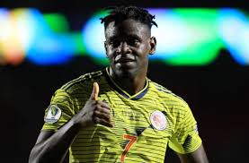 Like donyell malen, samuel chukwueze, luis muriel and krzysztof piatek, duvan zapata has no body arts at the time of writing neither do fans have tattoos of him yet. Duvan Zapata The Colombian Predator Of The Copa America