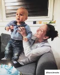 Laura breszka, znana m.in z serialu na wspólnej, wyznała, że przez ostatni rok zmagała się z bólem po stracie bliskiej osoby. Tragedia W Rodzinie Laury Breszki Byla Ukochana Antka Krolikowskiego Dopiero Po Roku Opowiedziala O Stracie Siostry