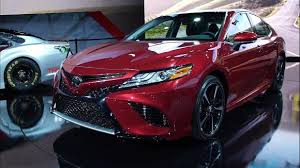 Talking cars with consumer reports #56: Toyota Camry Hybrid 2012 2014 Road Test