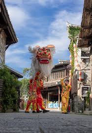 黎川舞白狮：白狮门前舞吉庆又“旺屋”_抚州新闻网